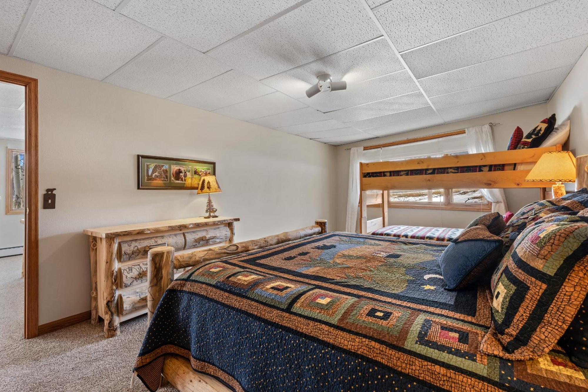 Lily Mountain Lodge - Amazing Mountains Views, Private Hot Tub, Great Location Estes Park Chambre photo